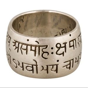 Me&Ro Sterling Silver Wide Sanskrit Ring